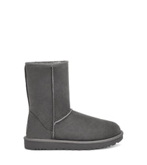 UGG - Classic Short II