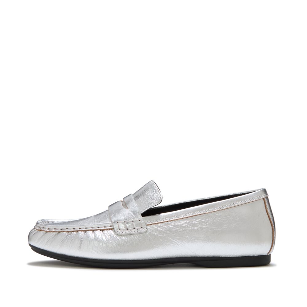 FitFlop - Delicato Soft Leather Loafers (Silver)