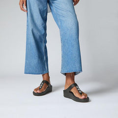 FitFlop - Fino Mirror-Dome Leather Toe-Post Sandals