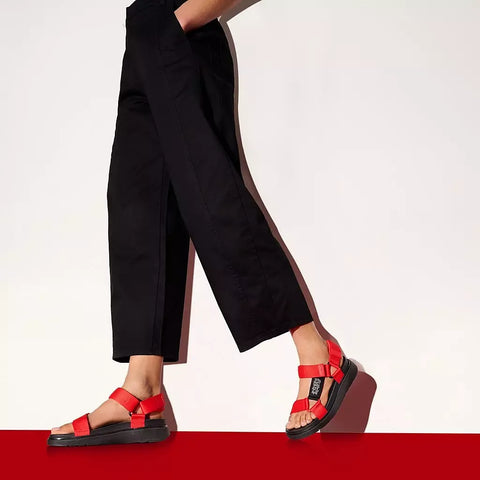 FitFlop - Gen-FF X Keith Haring T-Bar Sandals