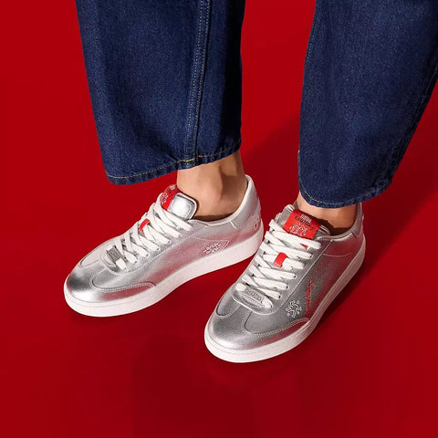 FitFlop - Dash X Keith Haring Leather Sneakers