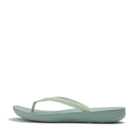 FitFlop - iQushion X Pantone Toe-Posts
