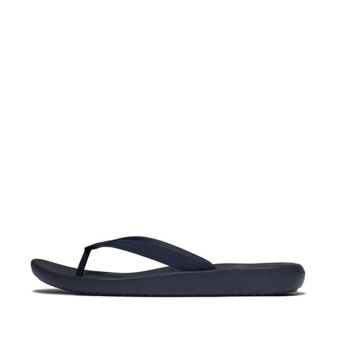 FitFlop - IQUSHION Mens Textured-Strap Flip-Flops