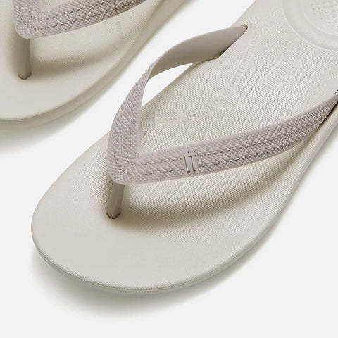 FitFlop - iQushion Mens Textured-Strap Flip-Flops