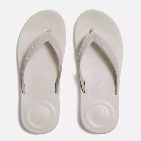 FitFlop - iQushion Mens Textured-Strap Flip-Flops