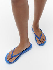 FitFlop - IQushion Sparkle Flip-Flops