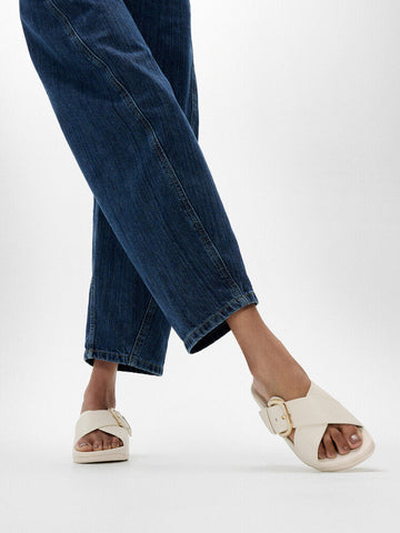 FitFlop - Resin-Buckle Leather Cross Slides